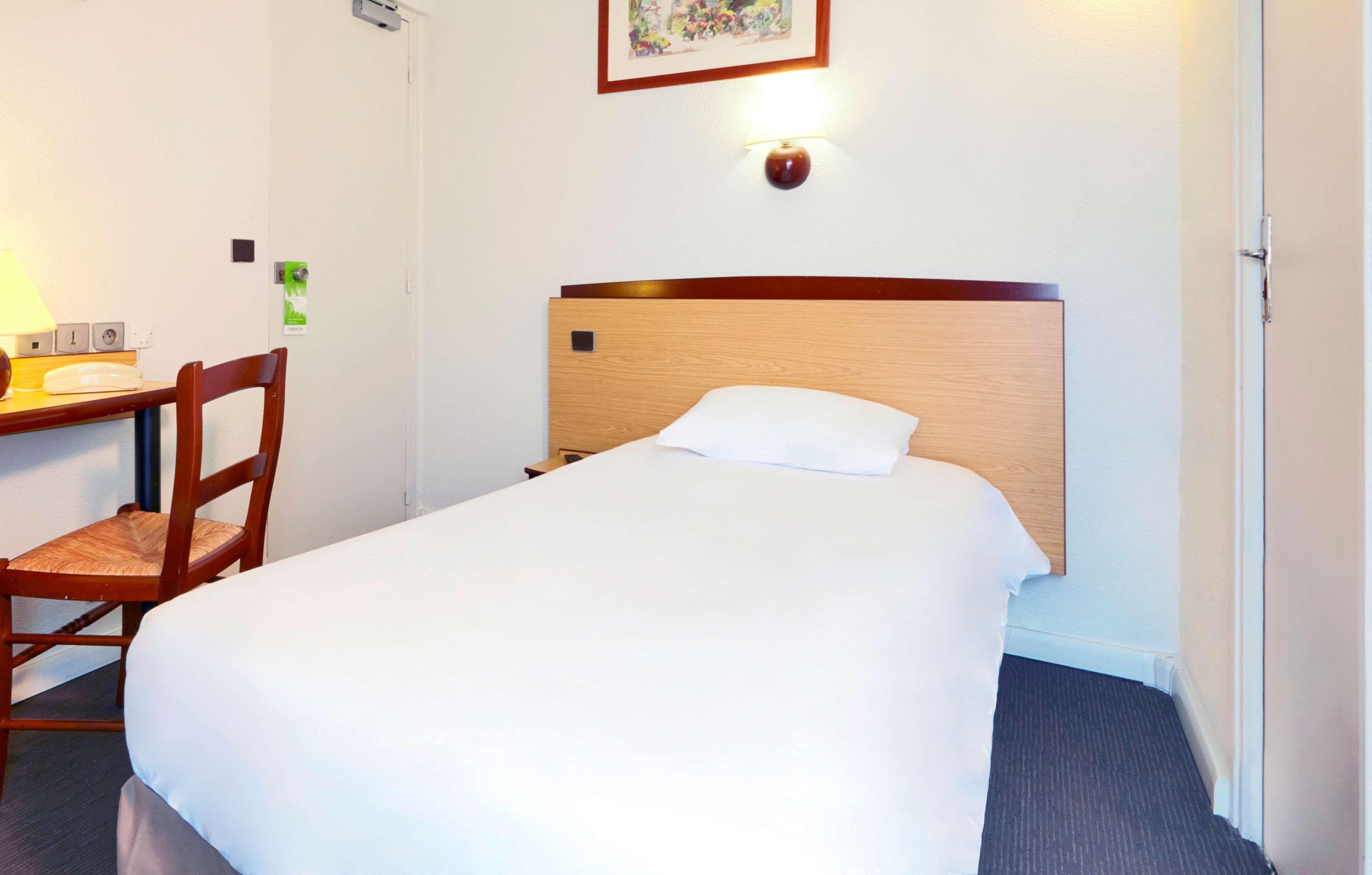 Hotel Campanile Paris Ouest - Boulogne Esterno foto