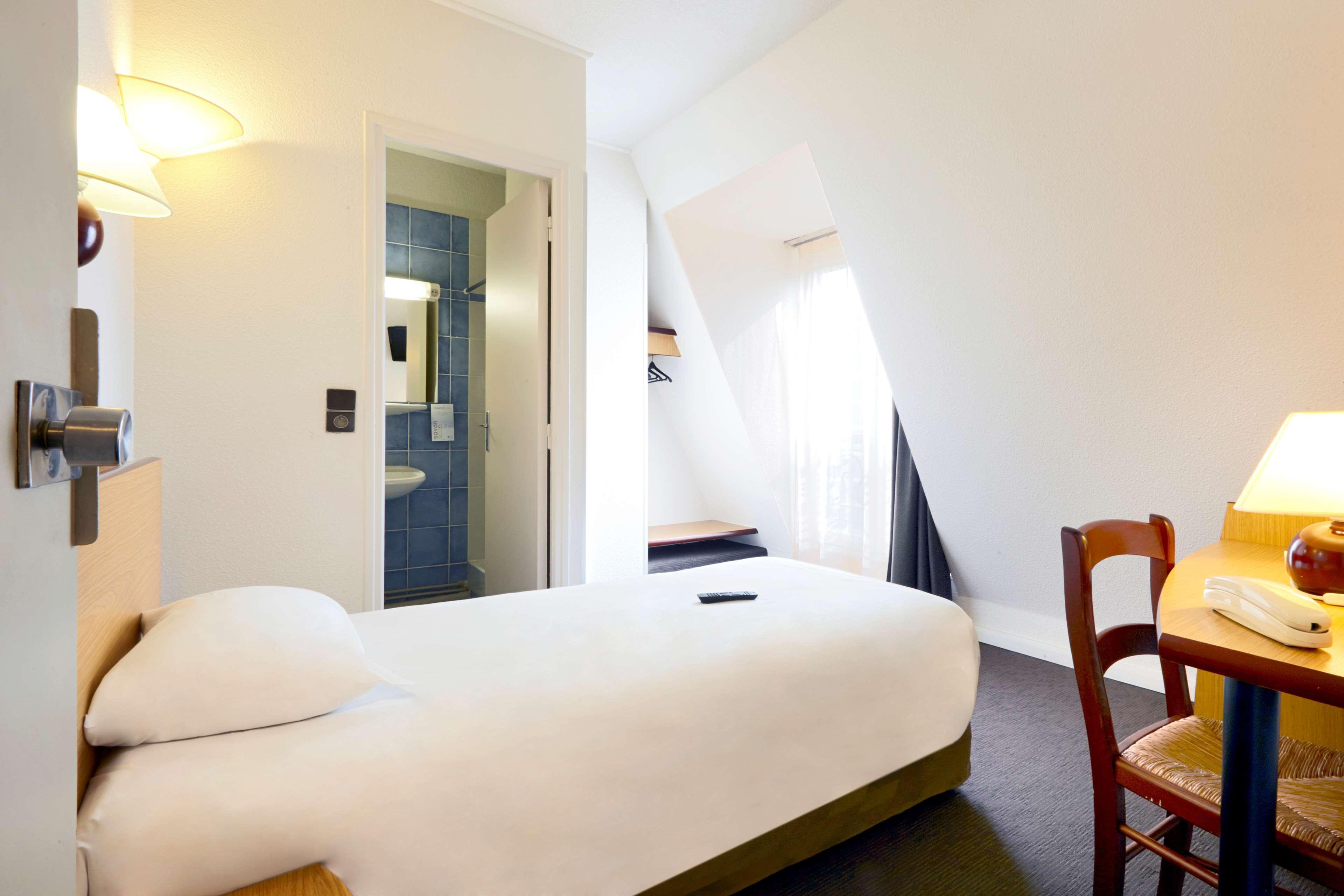 Hotel Campanile Paris Ouest - Boulogne Esterno foto