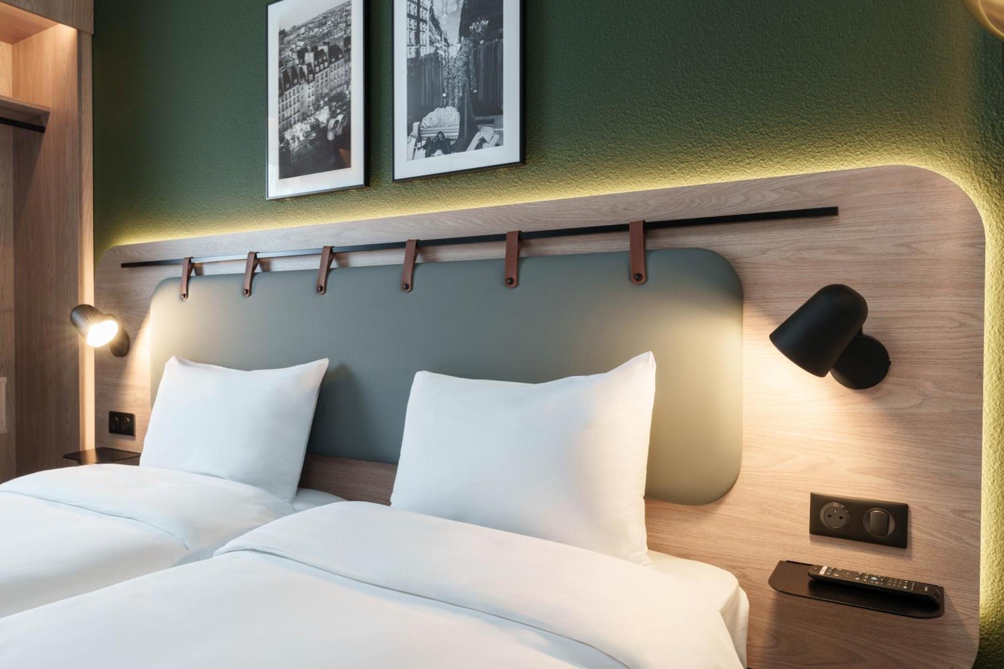 Hotel Campanile Paris Ouest - Boulogne Esterno foto