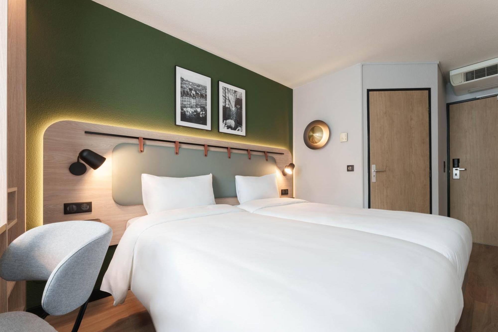 Hotel Campanile Paris Ouest - Boulogne Esterno foto