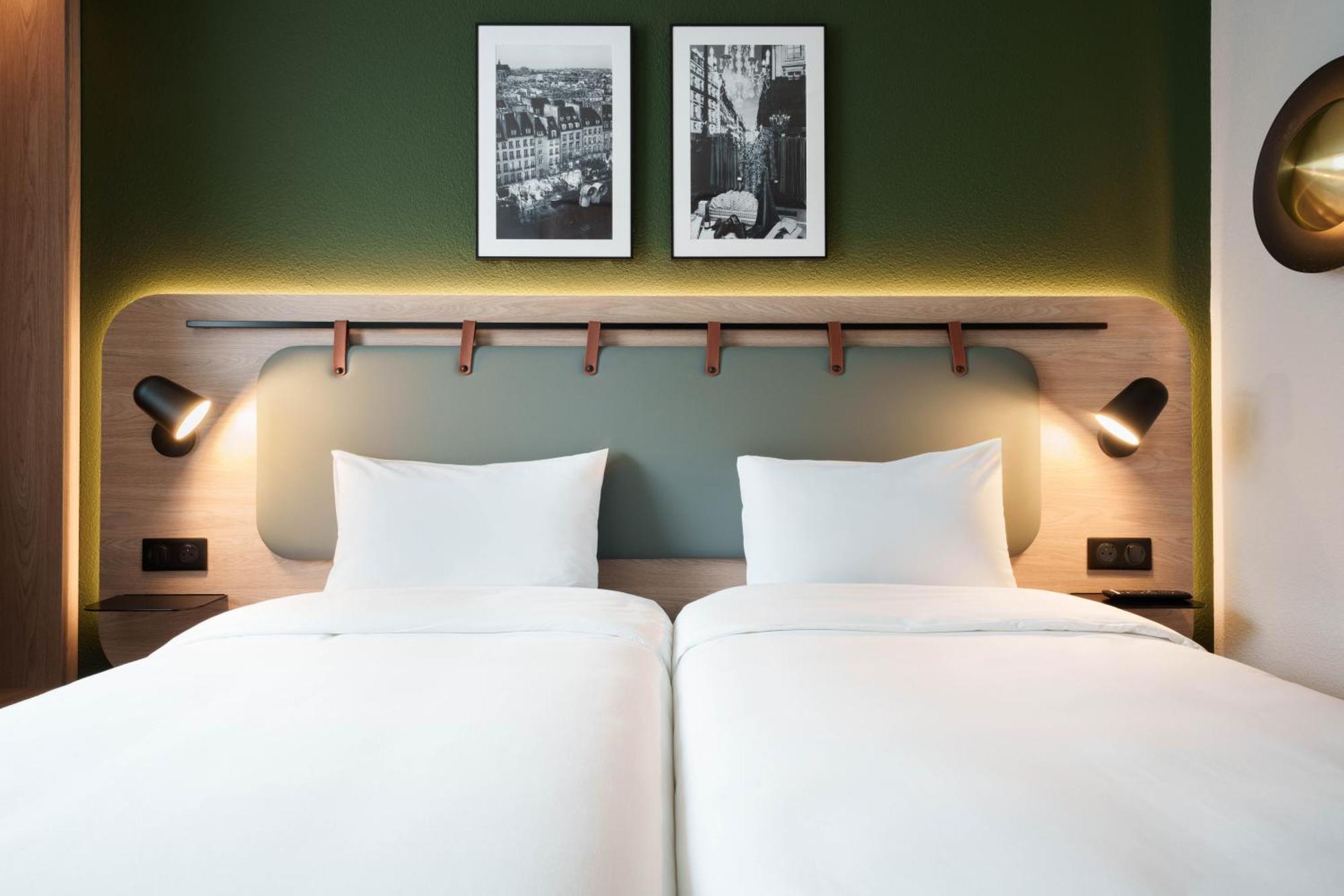 Hotel Campanile Paris Ouest - Boulogne Esterno foto