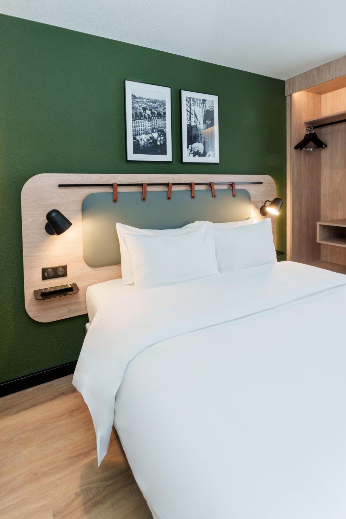 Hotel Campanile Paris Ouest - Boulogne Esterno foto