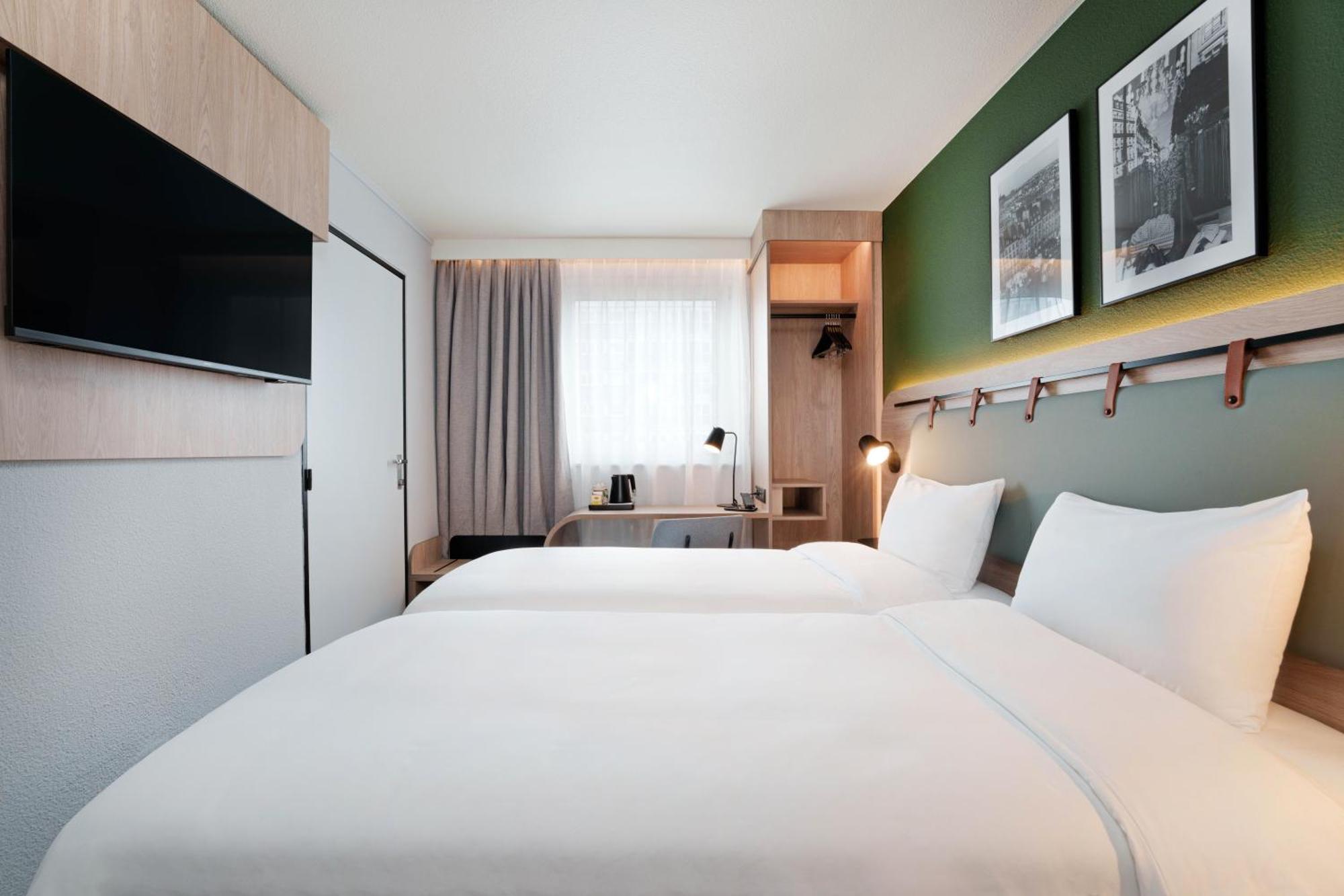 Hotel Campanile Paris Ouest - Boulogne Esterno foto