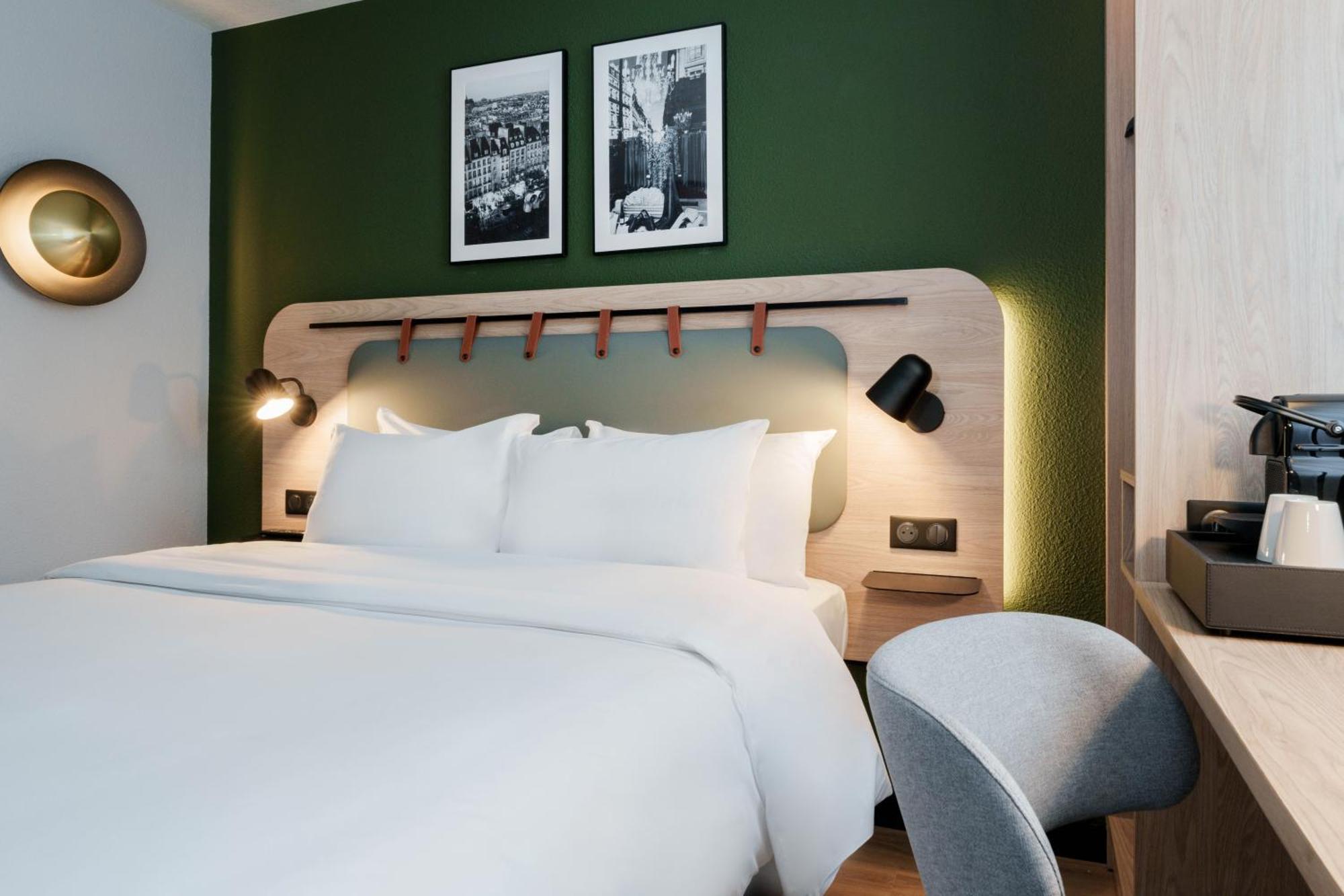 Hotel Campanile Paris Ouest - Boulogne Esterno foto